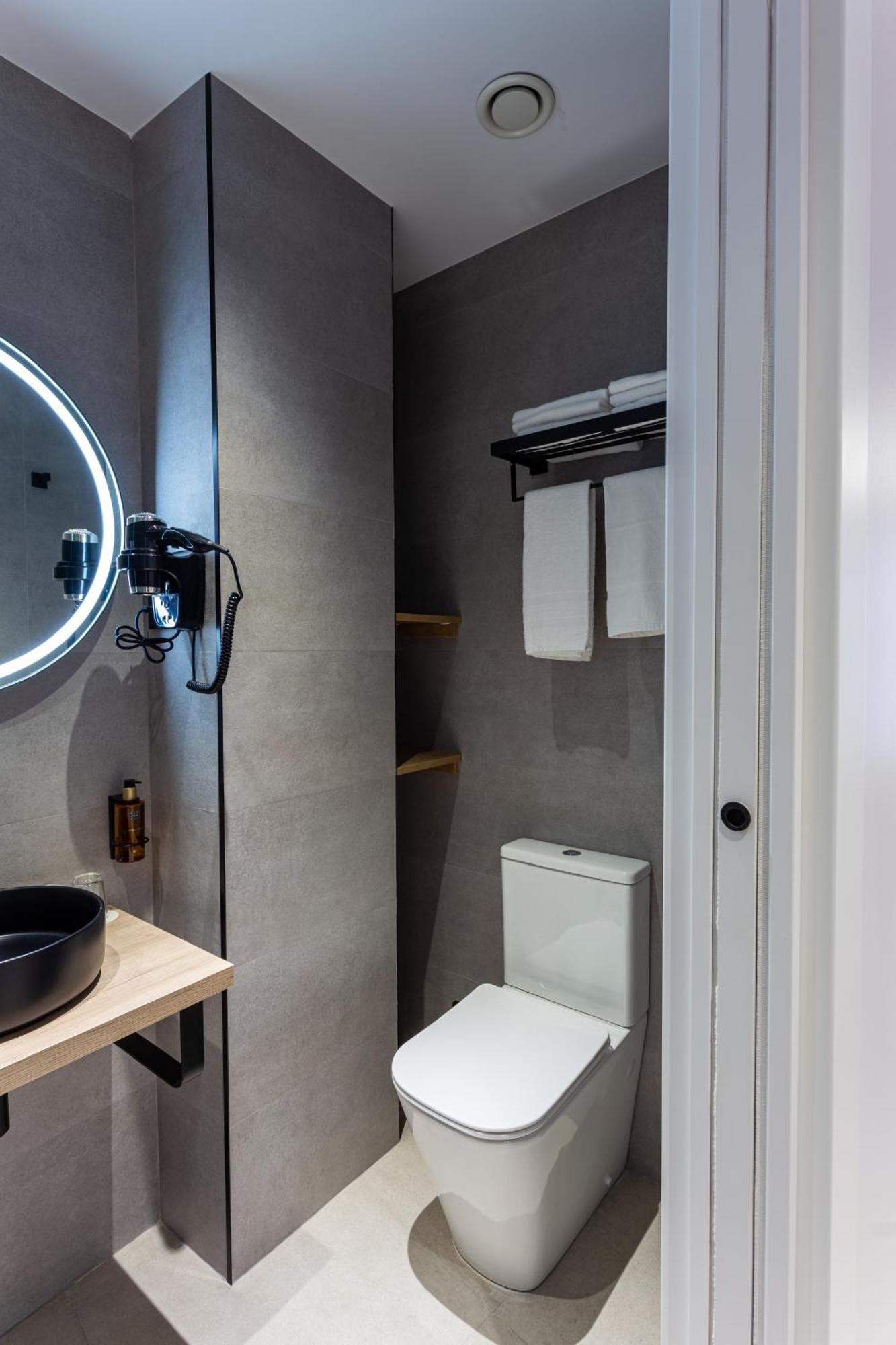 Casual Fuentes Hotel Bilbao Kültér fotó